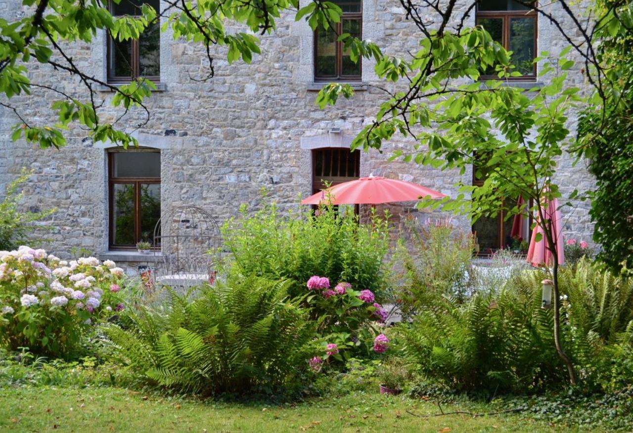 Au Plaisir Hotel Hastiere-par-dela Exterior photo